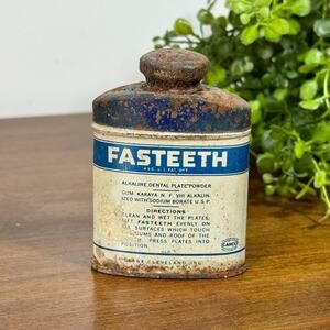 Vintage Fasteeth Denture Powder Tin 3/4 oz Clark-Cleveland Binghamton NY